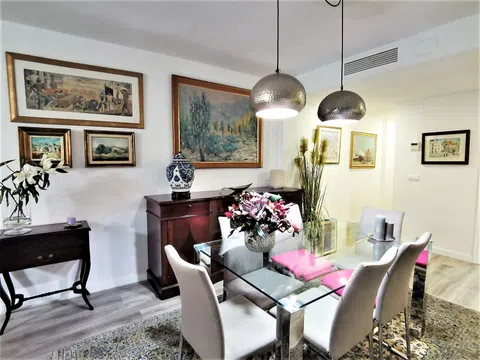 Flat / apartment in Avenida Benito Perez Galdos, Mercado, Alicante / Alacant