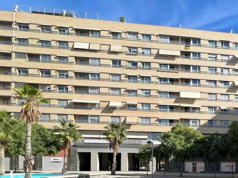 Flat / apartment in Calle Moratín, Benalúa, Alicante / Alacant