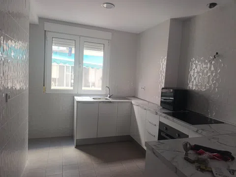 Flat / apartment in Calle Profesores Hermanos Muñoz, Princesa Mercedes, Alicante / Alacant