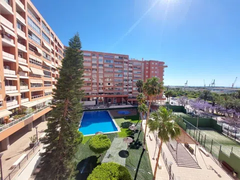 Flat / apartment in Calle del Alcalde José Luis Lassaletta, Babel, Alicante / Alacant