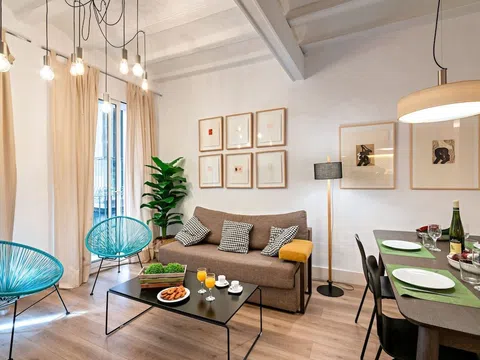 Flat / apartment in Calle dels Flassaders, 31, Sant Pere - Santa Caterina i la Ribera, Barcelona