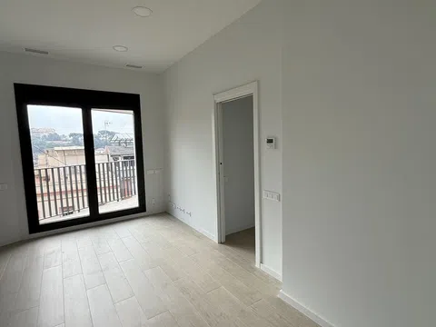 Flat / apartment in Paseo de la Mare de Déu del Coll, El Coll, Barcelona