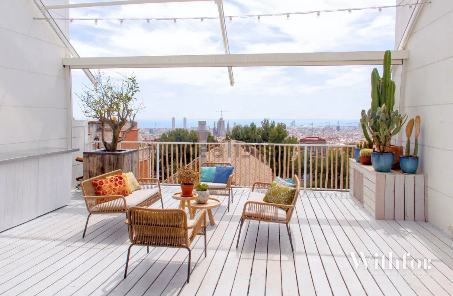 Detached house in Calle de Josep Serrano, Can Baró, Barcelona