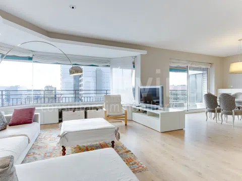 Penthouse in Calle de Josep Irla i Bosch, 7, Les Corts, Barcelona
