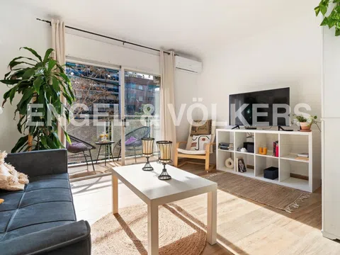 Flat / apartment in Verdun, Barcelona