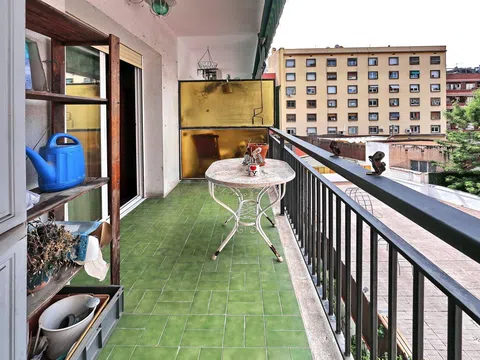 Flat / apartment in Biscaia, Navas, Barcelona