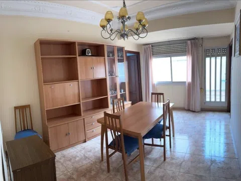 Flat / apartment in Calle del Segre, Sant Andreu, Barcelona