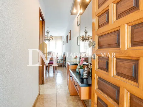 Semi-detached house in El Besòs, Barcelona