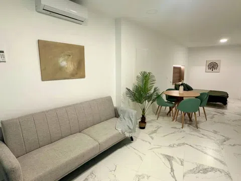 Studio in Calle de València, 614, El Camp de l'Arpa del Clot, Barcelona