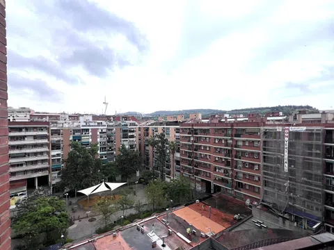 Flat / apartment in Paseo de la Zona Franca, La Marina del Port, Barcelona