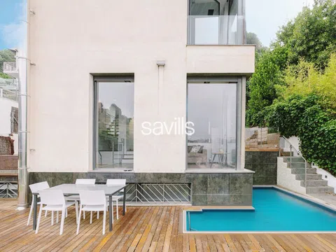 Semi-detached house in Calle de la Font del Mont, Vallvidrera - El Tibidabo i les Planes, Barcelona