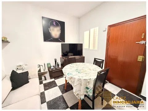 Flat / apartment in Calle Mateo de Alba, La Caleta - La Viña, Cádiz