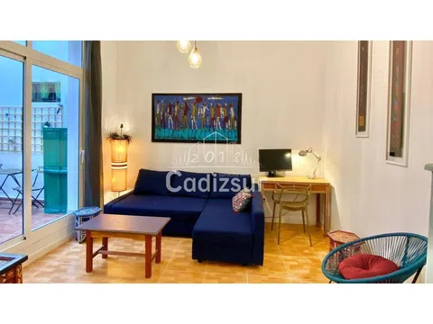 Flat / apartment in Calle Libertad, La Caleta - La Viña, Cádiz