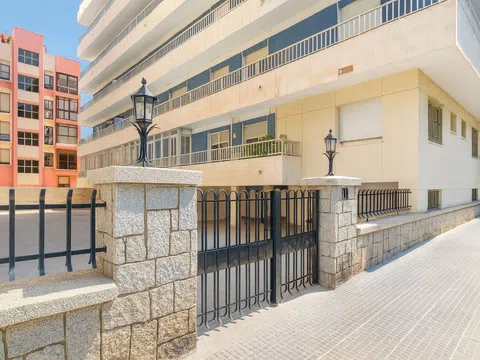 Flat / apartment in Zona Bahía Blanca, Cádiz