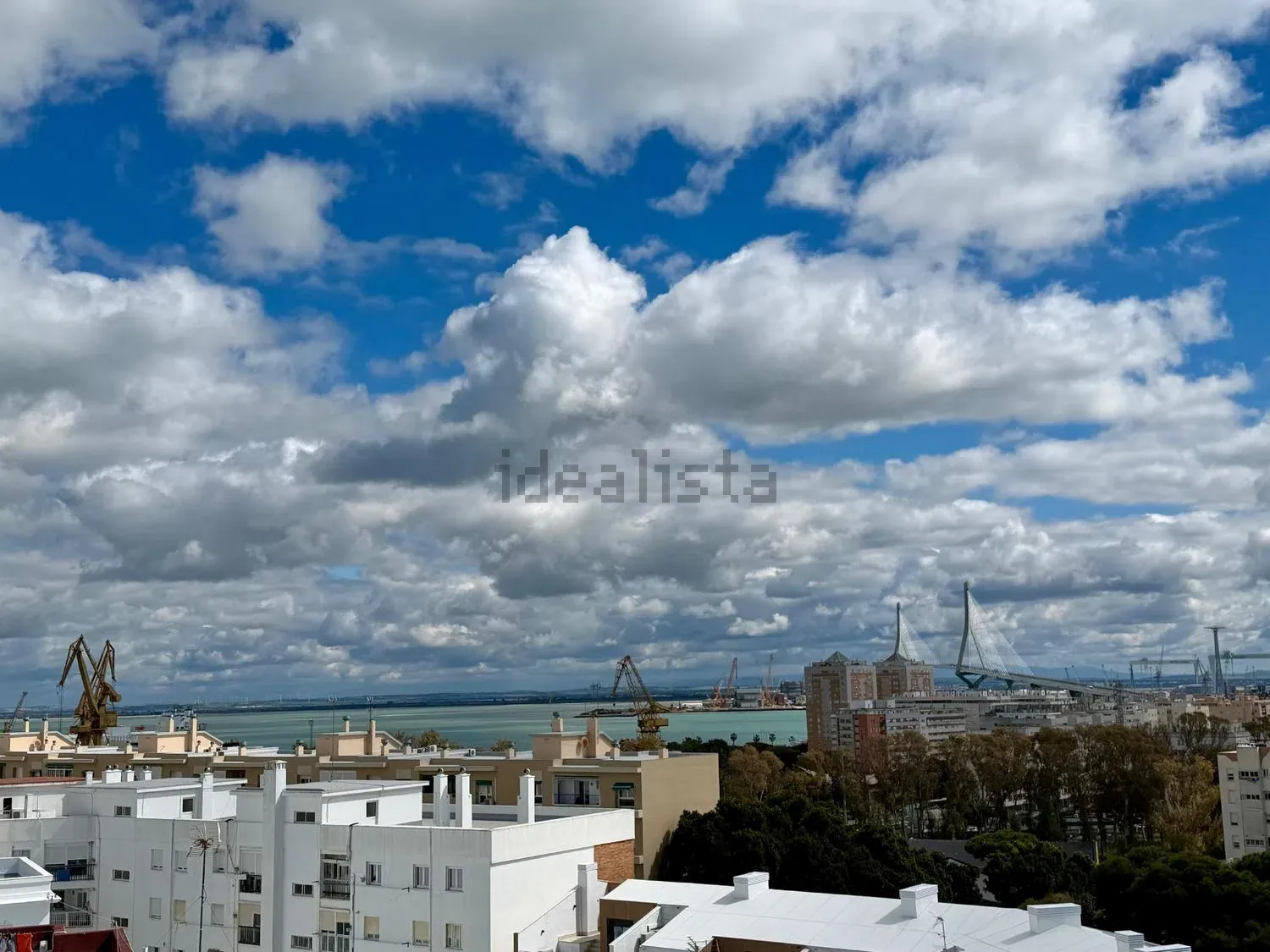 Flat / apartment in Zona Bahía Blanca, Cádiz