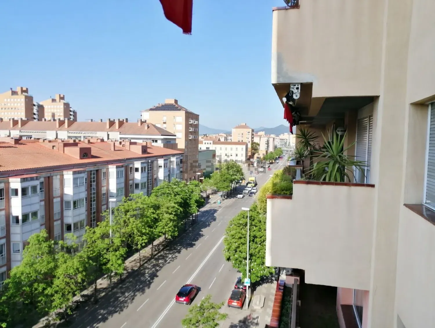 Flat / apartment in Calle Emili Grahit, Eixample, Girona