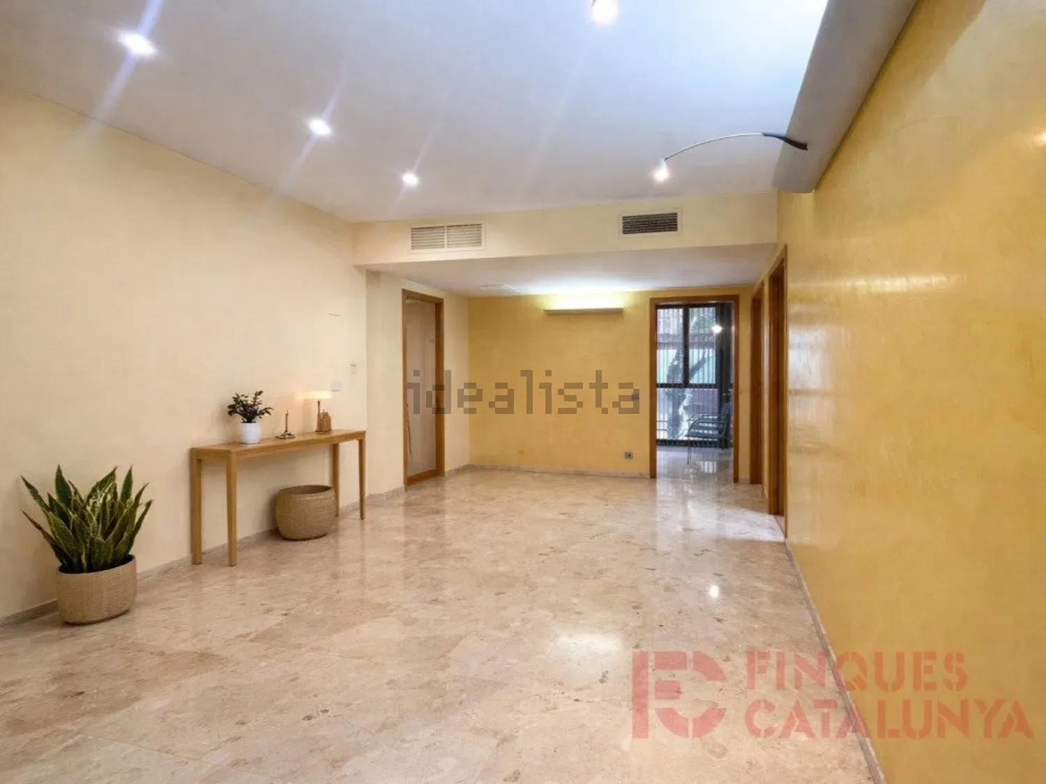 Flat / apartment in Calle de Joan Maragall, Eixample, Girona
