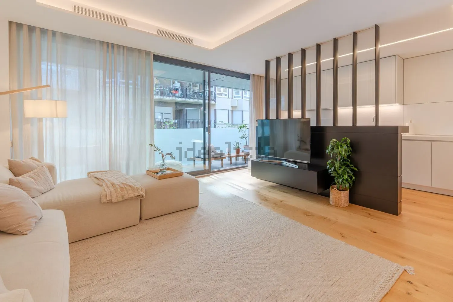 Flat / apartment in Calle de Joan Maragall, Eixample, Girona