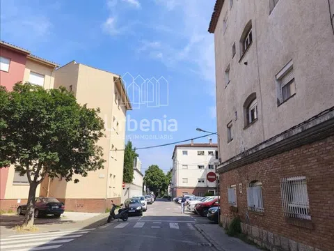 Flat / apartment in Calle Mare de Déu del Mont, Sant Narcís, Girona