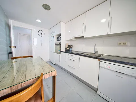 Flat / apartment in Calle Natalio Rivas, 5, Gran Vía, Granada