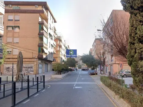 Flat / apartment in La Chana, Granada