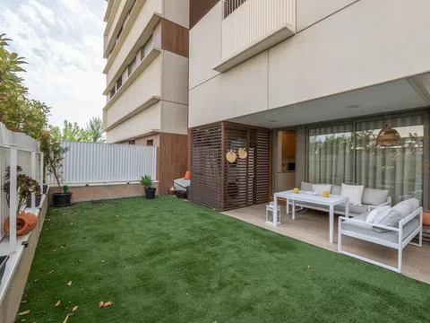 Flat / apartment in Calle de la Actriz Fabiana Laura, Rosaleda - Juventud, Granada
