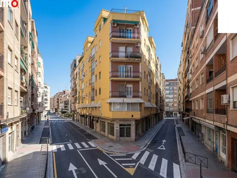 Flat / apartment in Calle Santa Clotilde, Ronda - Arabial, Granada