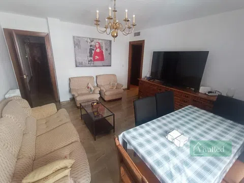 Flat / apartment in Calle Infanta Beatriz, Ronda - Arabial, Granada