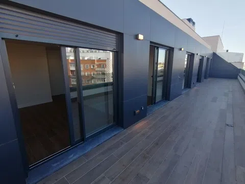 Penthouse in Calle de Embajadores, 107, Delicias, Madrid