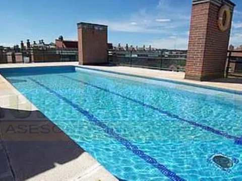 Flat / apartment in Calle de las Naves, Acacias, Madrid