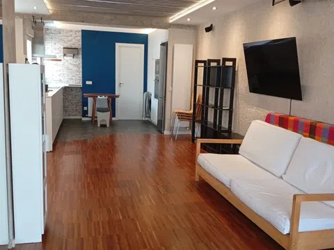 Flat / apartment in Calle Hermanos del Moral, 34, Opañel, Madrid