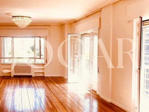 Flat / apartment in Paseo de San Francisco de Sales, 38, Vallehermoso, Madrid