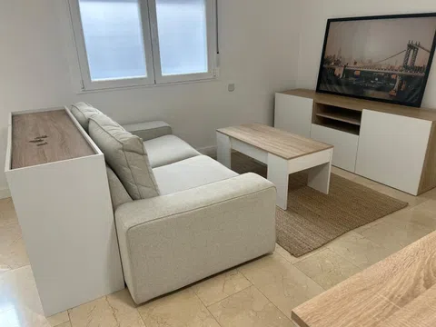 Flat / apartment in Calle Meléndez Valdés, 5, Arapiles, Madrid