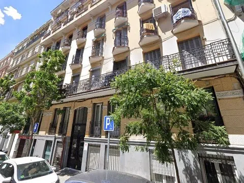 Flat / apartment in Calle de Fernández de los Ríos, 68, Gaztambide, Madrid