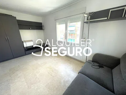 Flat / apartment in Calle Alcalá, Quintana, Madrid