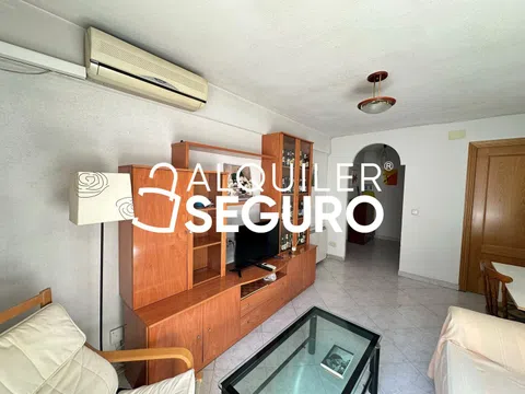 Flat / apartment in Calle Amos de Escalante, Pueblo Nuevo, Madrid