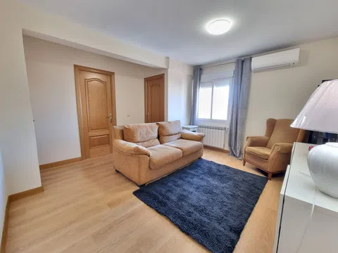 Flat / apartment in Plaza de Ribadeo, Pilar, Madrid