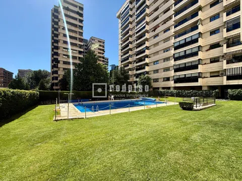 Flat / apartment in La Paz, Madrid