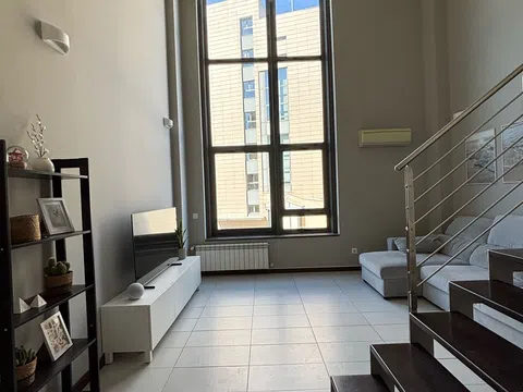 Duplex in Calle de Manuel Pombo Angulo, 1, Sanchinarro, Madrid