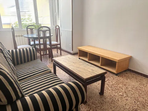 Flat / apartment in Calle Oliana, Pinar del Rey, Madrid
