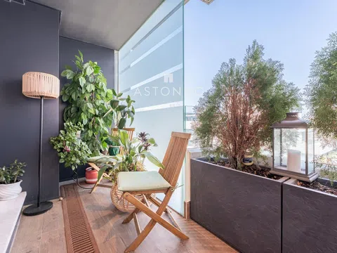 Flat / apartment in Avenida de los Andes, Conde Orgaz-Piovera, Madrid