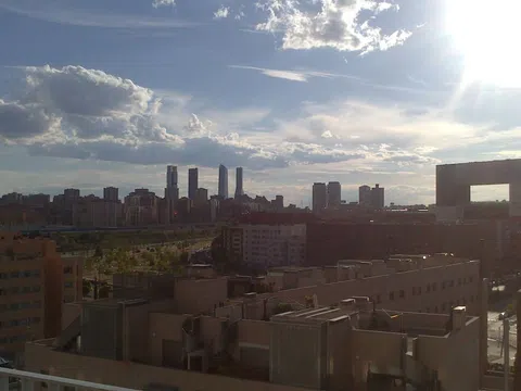 Flat / apartment in Avenida de francisco pi y margall, 14, Sanchinarro, Madrid