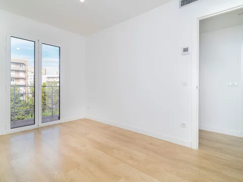 Flat / apartment in Calle Santa Susana, Pinar del Rey, Madrid