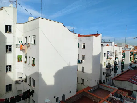 Flat / apartment in Calle de Sepúlveda, Los Cármenes, Madrid