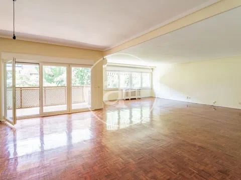 Flat / apartment in Calle de Artesa de Segre, Ciudad Universitaria, Madrid