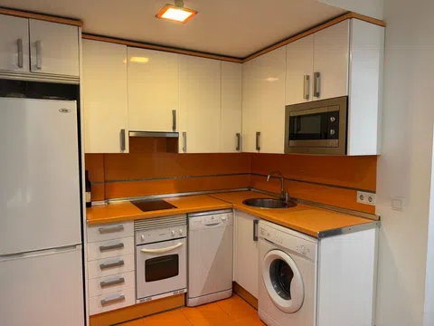 Flat / apartment in Avenida del Doctor García Tapia, Marroquina, Madrid