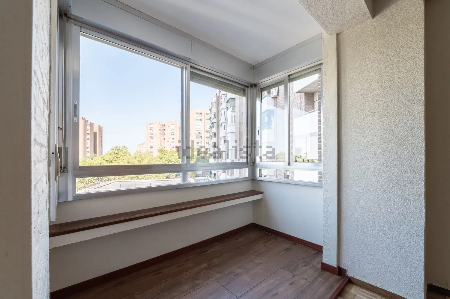 Flat / apartment in Calle de la Hacienda de Pavones, 3, Vinateros, Madrid