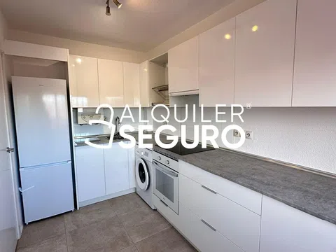Flat / apartment in Calle del Corregidor José de Pasamonte, Marroquina, Madrid