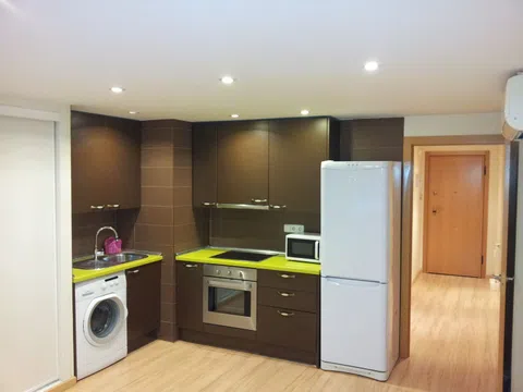 Studio in Calle de Arroyo de Fontarrón, 325, Pavones, Madrid
