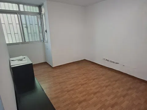 Flat / apartment in Cgdor Diego Valderrabano, Media Legua, Madrid